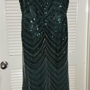 Elegant Green Sequin Dress